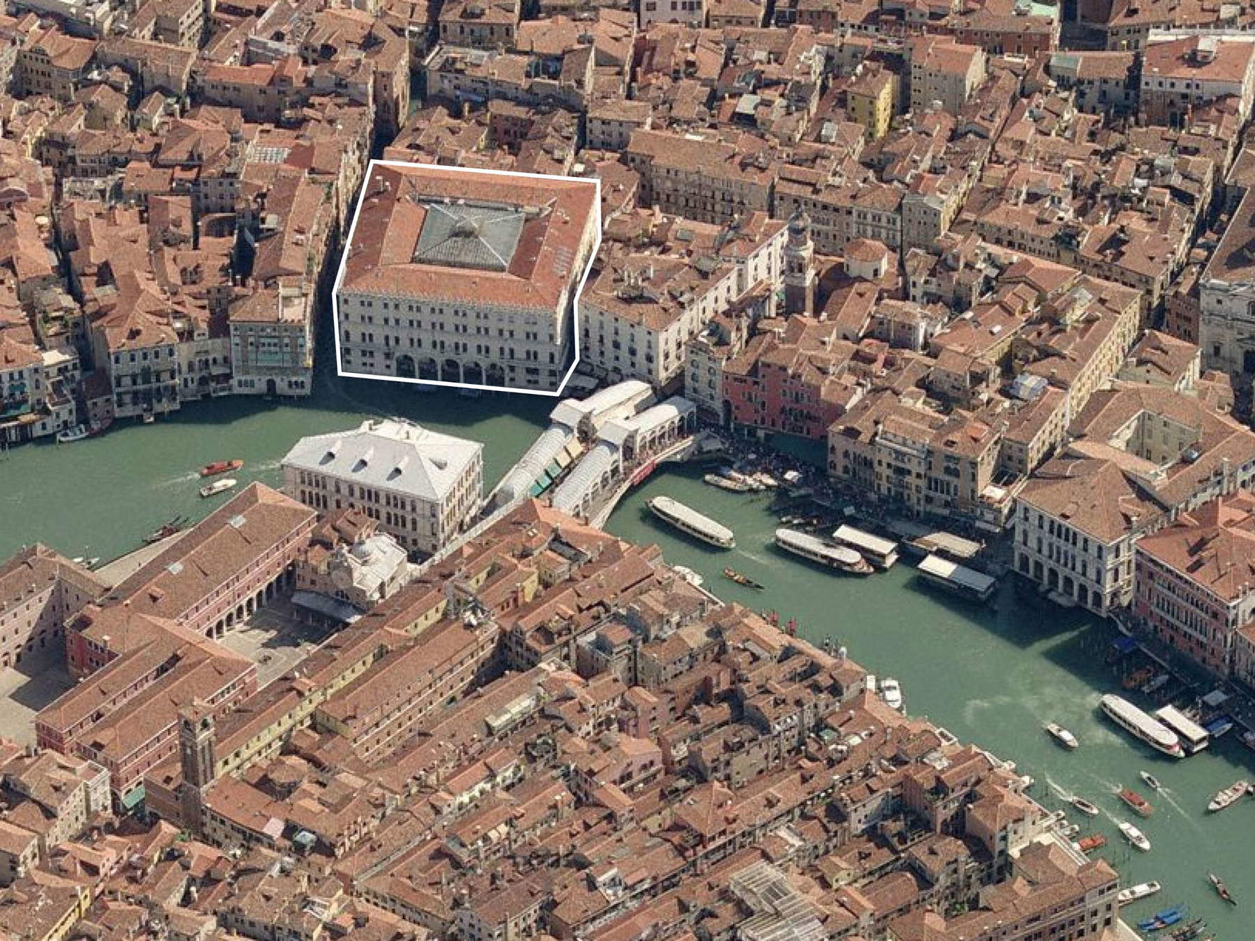 Il Fondaco Dei Tedeschi Storia Di Un Simbolo Di Venezia