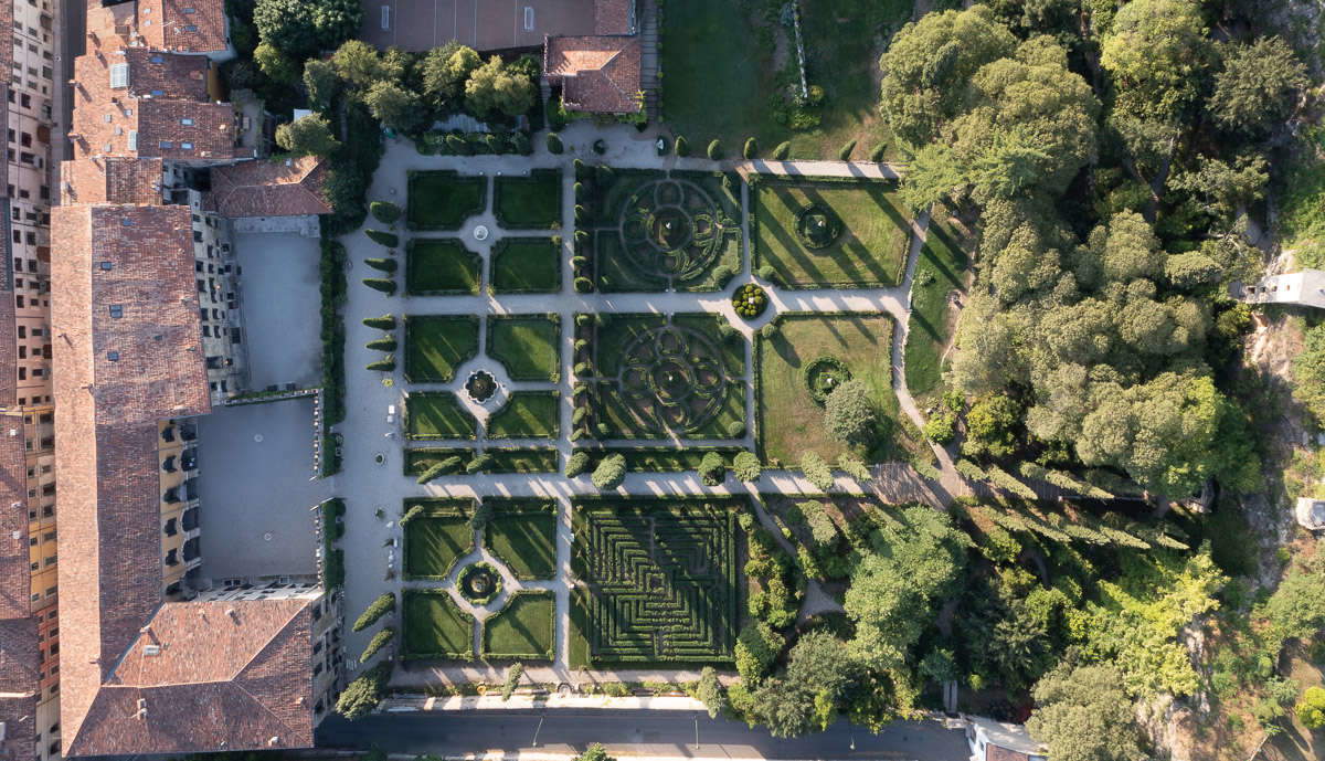 Labirinto Giardino Giusti Un Dedalo Nel Centro Di Verona