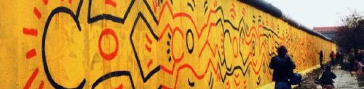 Quand Keith Haring a peint sur le mur de Berlin