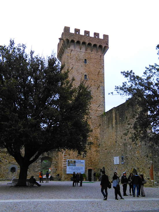 La Torre del Castello dei Vescovi di Luni