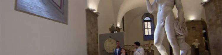 Costantino D'Orazio schlägt wieder zu: seine peinlichen florentinischen Perlen 'auf Reisen mit seiner Tante'