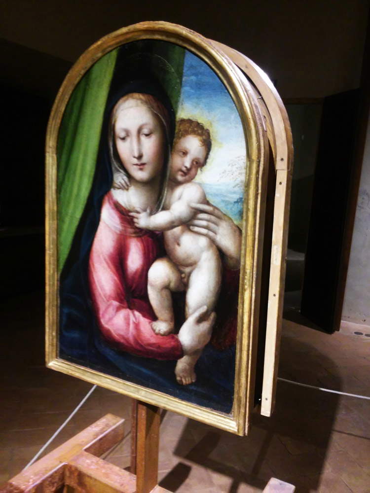 Giovanni Antonio Bazzi detto il Sodoma, Testata di bara per San Giovanni Battista della Morte, tavola con la Madonna e il Bambino