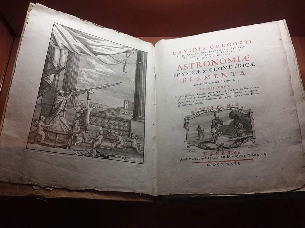 David Gregory, Astronomiae physicae & Geometricae Elementa, Geneva apud Marcum-Michaelum Bosquet & socios (1726; 27 x 22 cm; Bassano del Grappa, Biblioteca Civica)