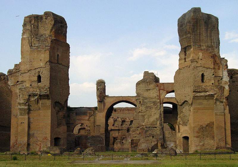Night visits to the Baths of Caracalla