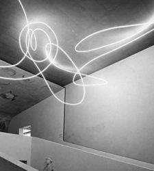 Una grande mostra ricostruità gli ambienti di Lucio Fontana