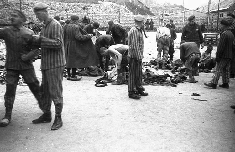 The music that accompanied the horror of Mauthausen and the photographer who saved it