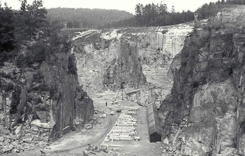 Autore ignoto, La cava di Mauthausen