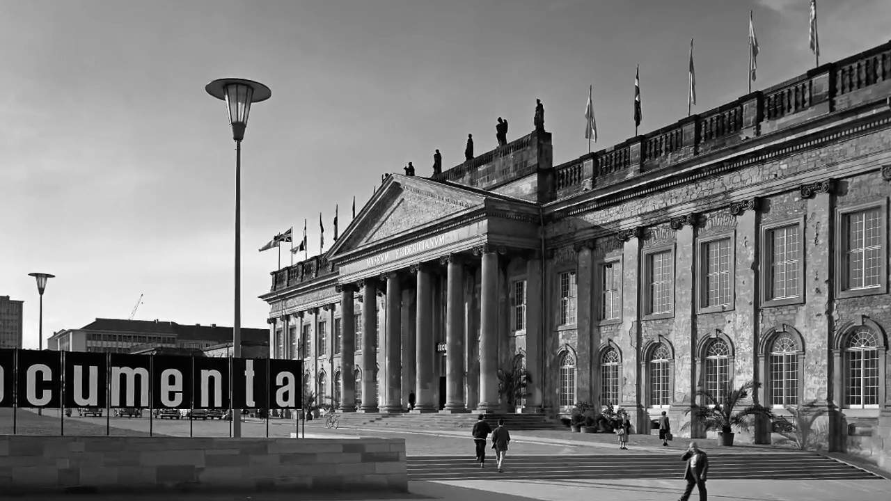 Ingresso della Documenta 1 al Fridericianum