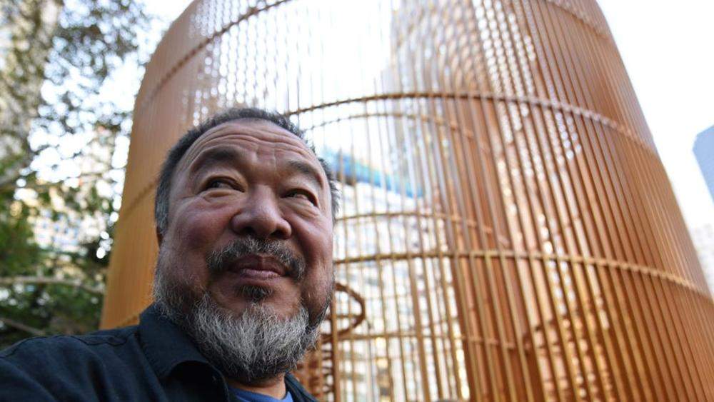 Gilded cage, la cage dorée d'Ai Weiwei, est à Venise