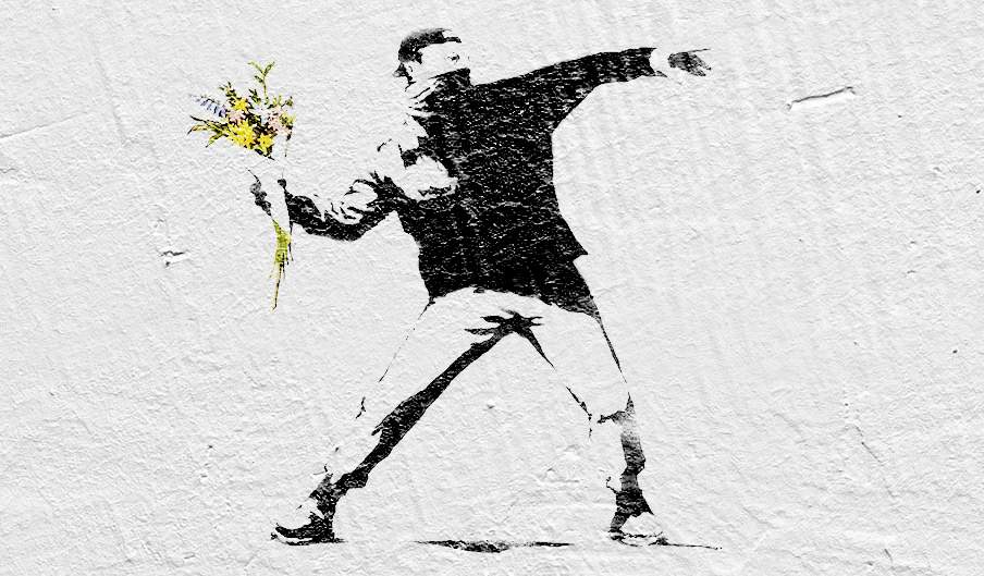 In Moscow they organize an exhibition on Banksy, but Banksy disassociates himself: it has nothing to do with me