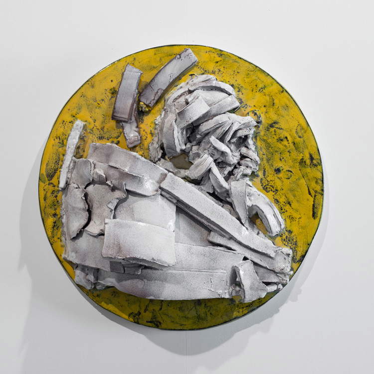 Giuseppe Ducrot, Sixto V (2014; terracota vidriada, diámetro 75 cm)