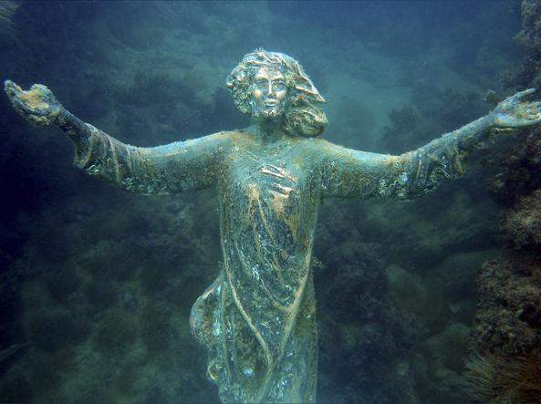 Christ of the Abyss of VallevÃ² (Chieti) found: he had been missing for a month