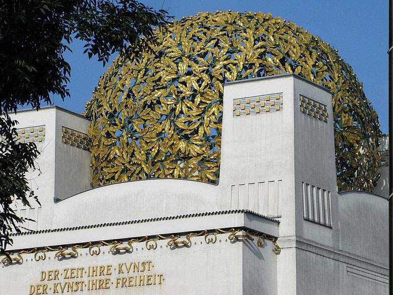Vienna: furto alla cupola d'oro del Palazzo della Secessione