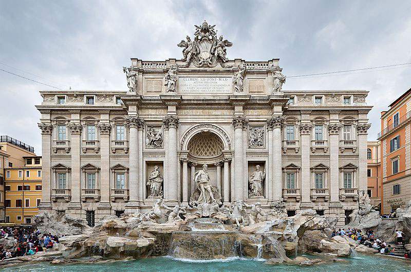 Routine maintenance at the Trevi Fountain: it will be without water until September 27.