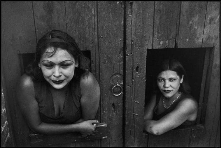 An exhibition on Henri Cartier Bresson at Ancona's Mole Vanvitelliana