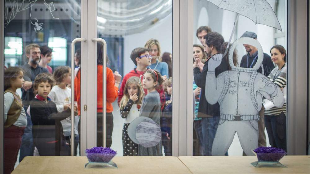 Traveling the cosmos: series of workshops for children at MAXXI