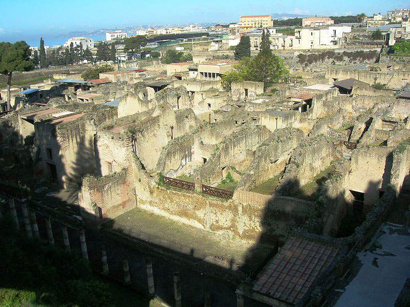 From January 15, four buildings in the Herculaneum excavations will be permanently open