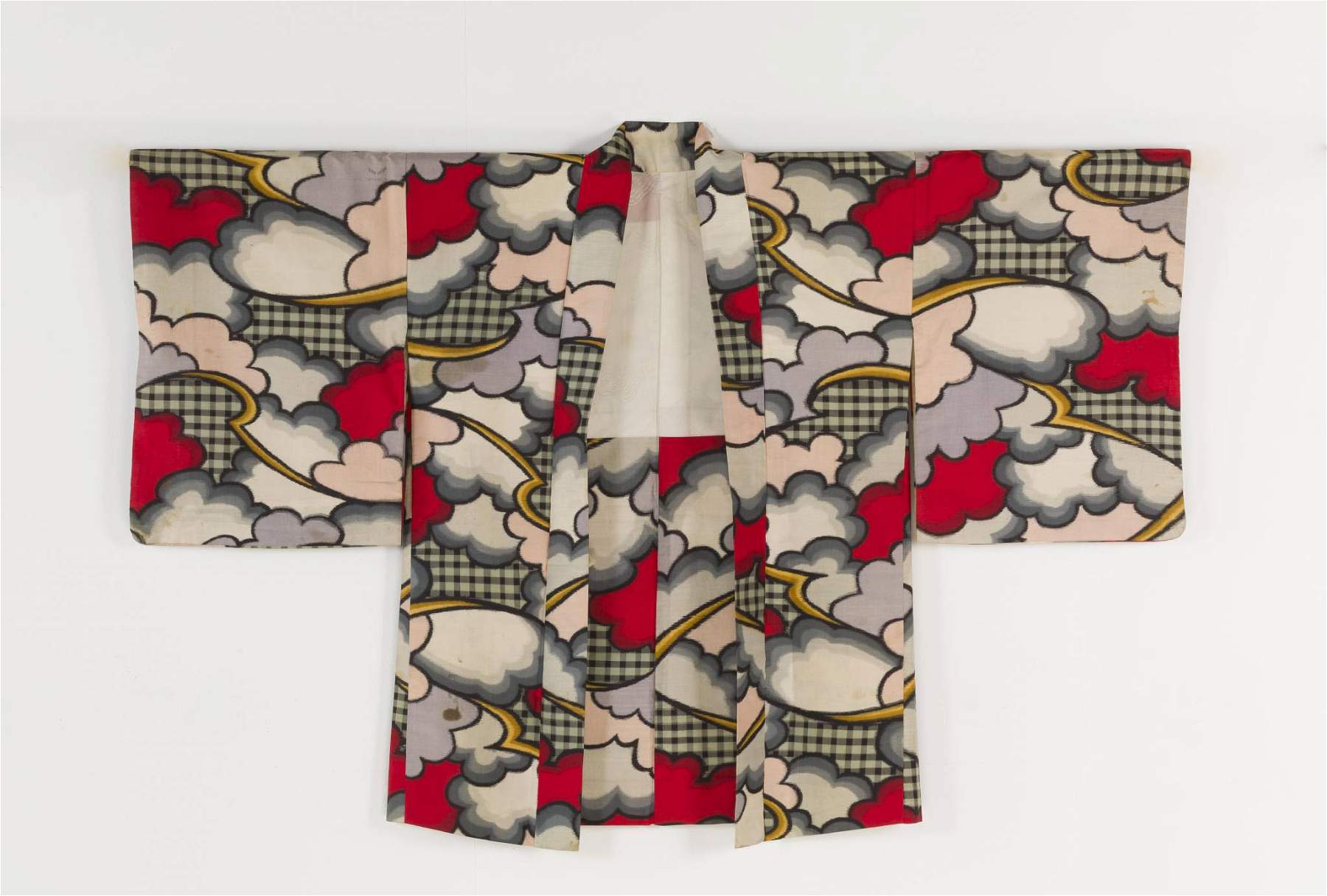 An exhibition on kimonos from the first half of the 20th century in Gorica