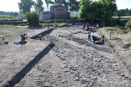 Sassari: Roman road discovered in Siligo excavations.