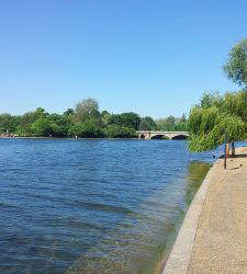 Nel Serpentine Lake a Hyde Park la nuova opera galleggiante di Christo