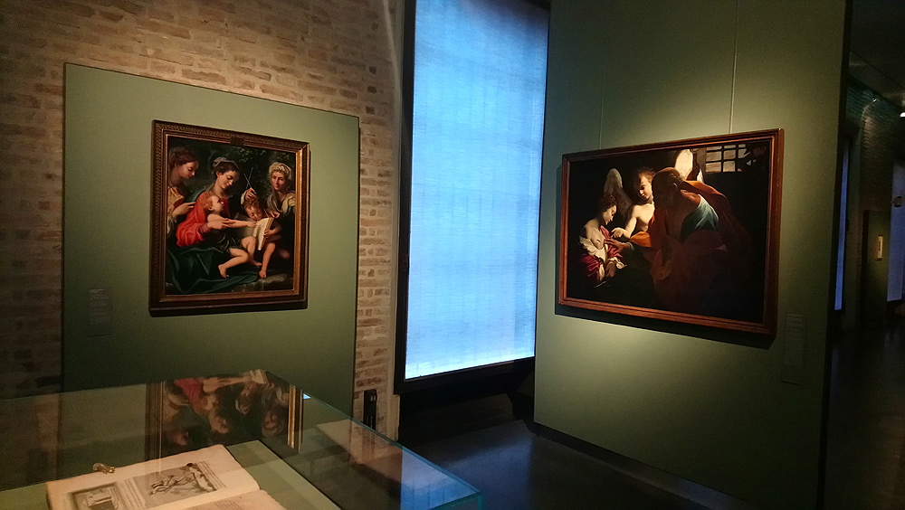 Ein Raum der Ausstellung Das Schicksal der Scapiliata von Leonardo da Vinci 