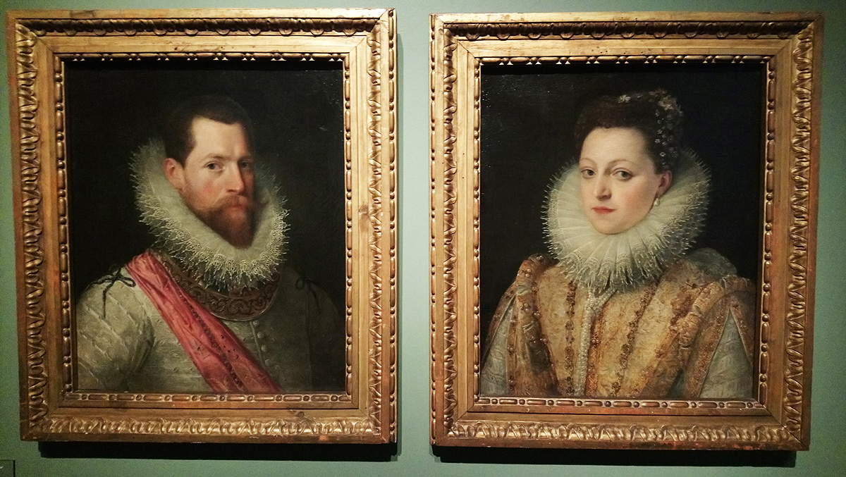 Frans Pourbus der Jüngere, Porträt eines Herrn und Porträt einer Dame (erstes Jahrzehnt des 17. Jahrhunderts; Öl auf Leinwand, 57 x 47 cm im ersten, 57 x 48 cm im zweiten Fall; Parma, Complesso Monumentale della Pilotta, Galleria Nazionale) 