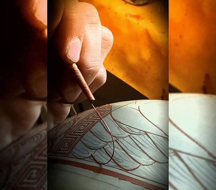 Roberto Paolini au travail sur ses céramiques  Roberto Paolini au travail sur ses céramiques