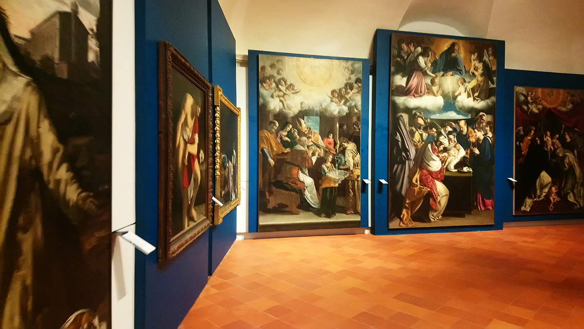 Sala della mostra La luce e i silenzi. Orazio Gentileschi e la pittura caravaggesca nelle Marche del Seicento