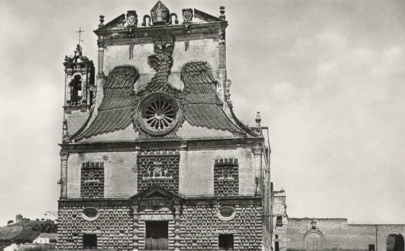 La facciata di Santa Maria della Grazia a Gravina in Puglia nel XIX secolo