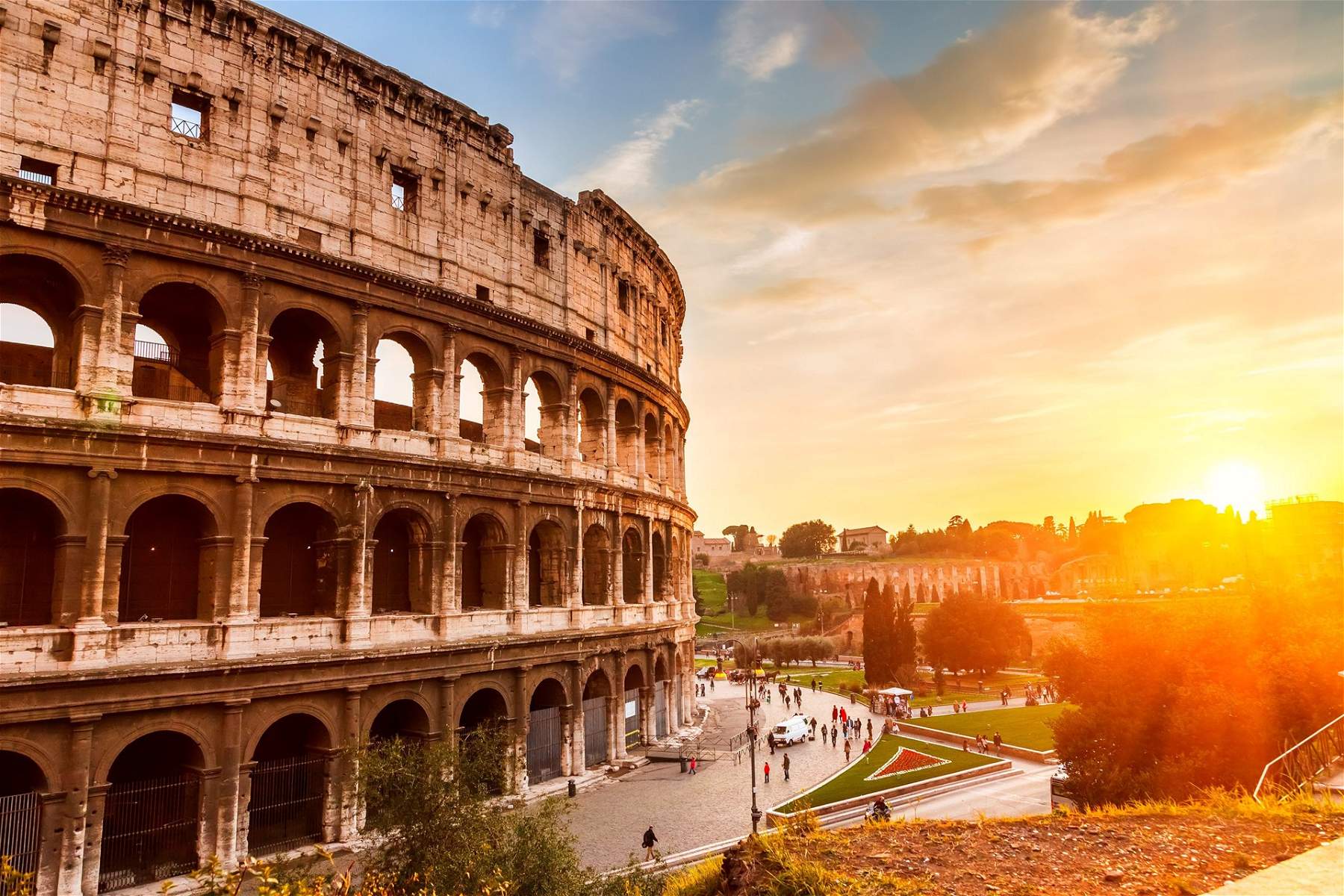 Colosseum Park, every Friday guided sunset tours in the footsteps of Goethe