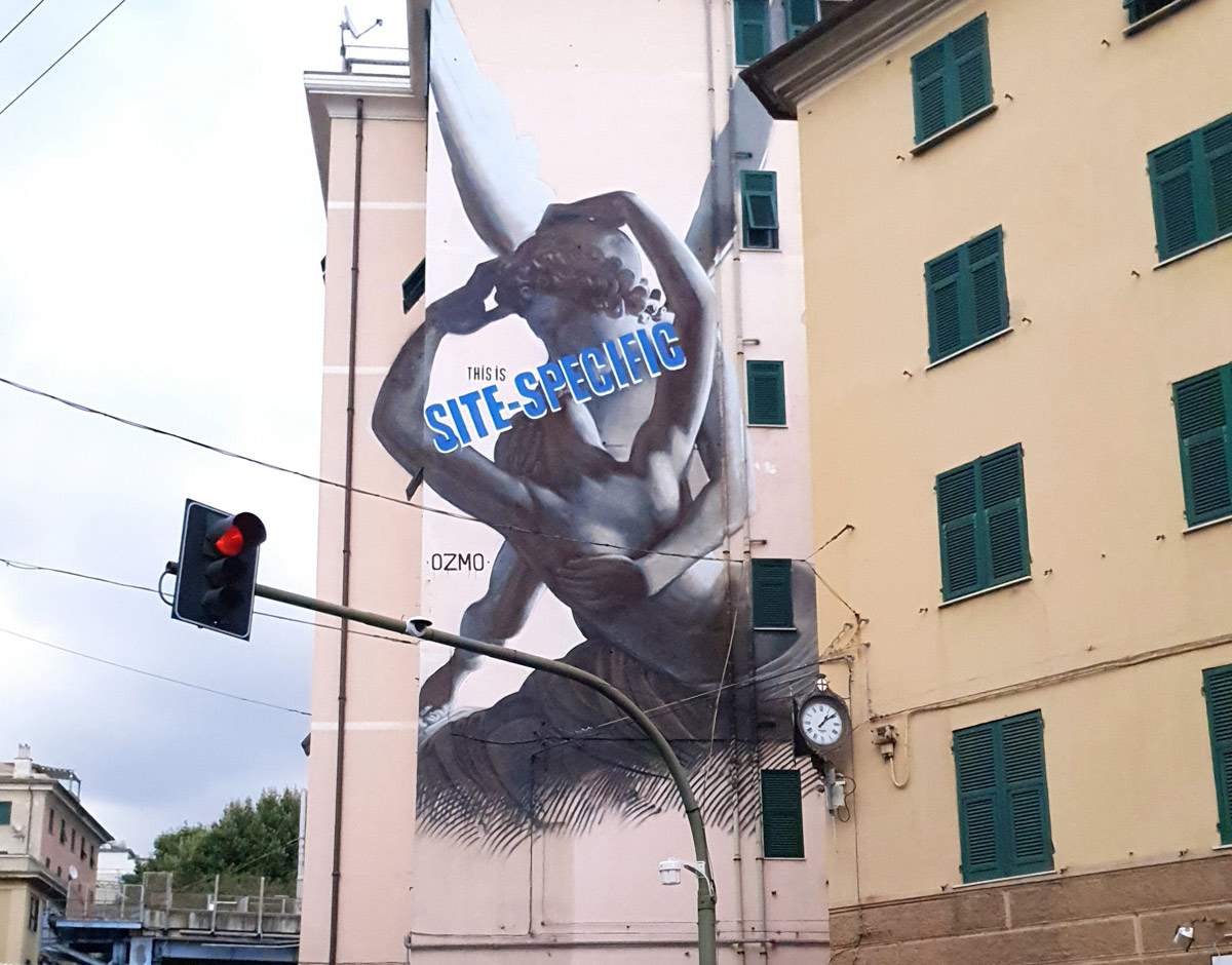 Genoa, celebrated street art Ozmo revisits Canova's Amore e Psiche: a work for the victims of the Morandi Bridge