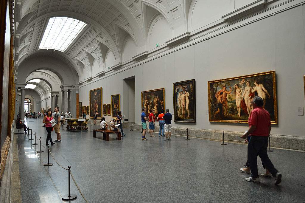 Spain, here are strict measures to reopen museums: distances, no teaching, audio guides banned