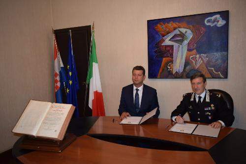 L'Italie restitue à la Croatie un livre du XVIIe siècle volé il y a plus de trente ans