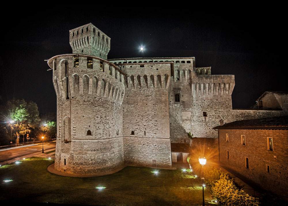 Contemporary art for the first time at the Fortress of Vignola