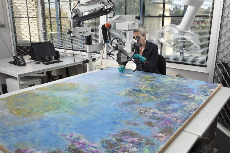 Une version inconnue des Nymphéas de Claude Monet a été découverte en Hollande.