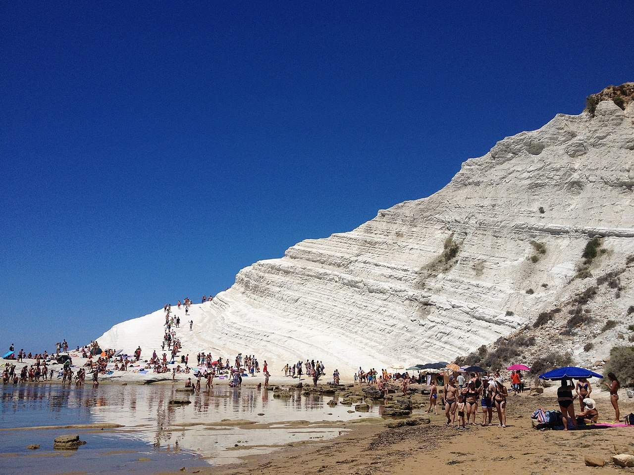 Photos at the Scala dei Turchi? Image rights could end up with a private individual. It's a controversy