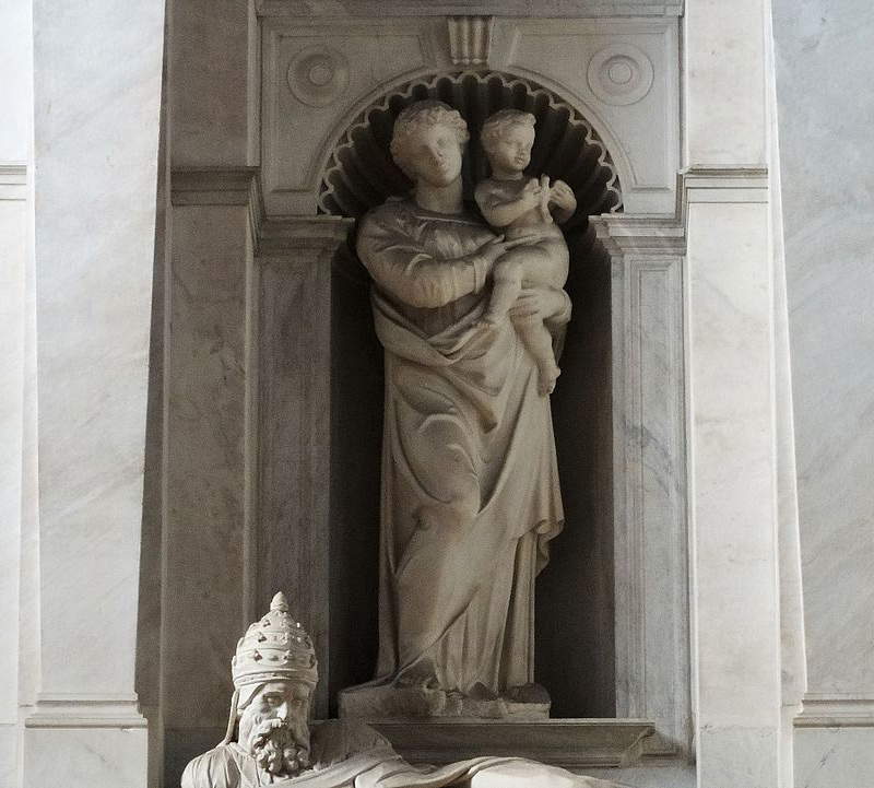 Raffaello da Montelupo, Vierge à l'enfant (1537-1545 ; marbre ; Rome, San Pietro in Vincoli). Ph. Crédit Luciano Tronati