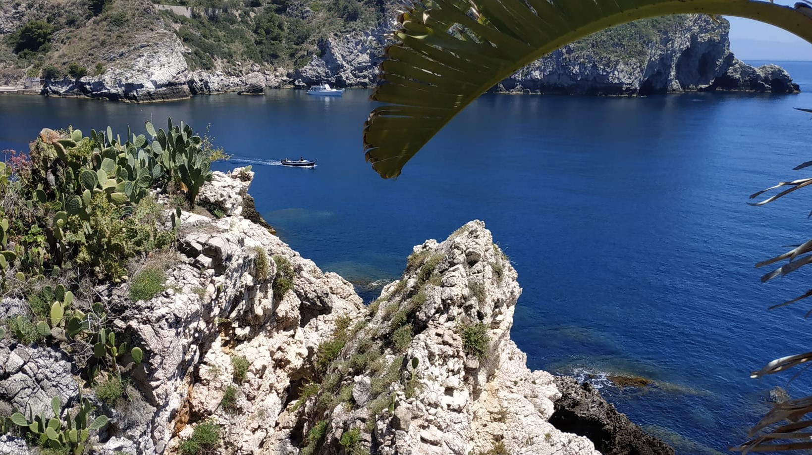 
Parco di Naxos, Isola Bella