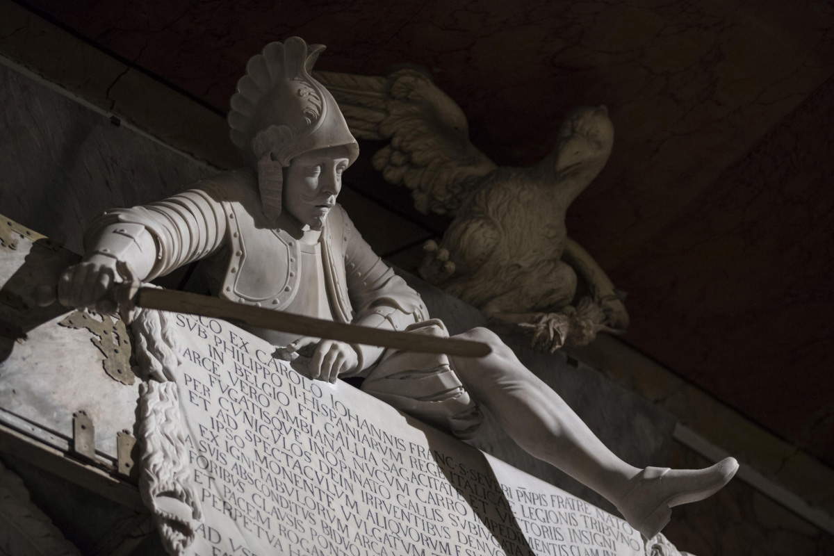 Francesco Celebrano, Monument à Cecco di Sangro (1766 ; marbre ; Naples, chapelle Sansevero). Ph. Crédit: Musée de la chapelle Sansevero