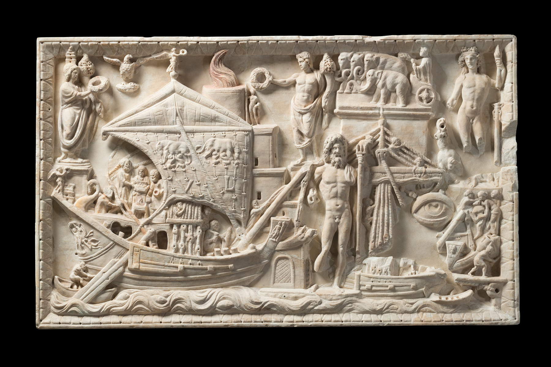 Rilievo con scena di porto (marmo greco, 122 x 75 cm; Collezione Torlonia, Inv. 430). Ph. Credit Lorenzo De Masi

