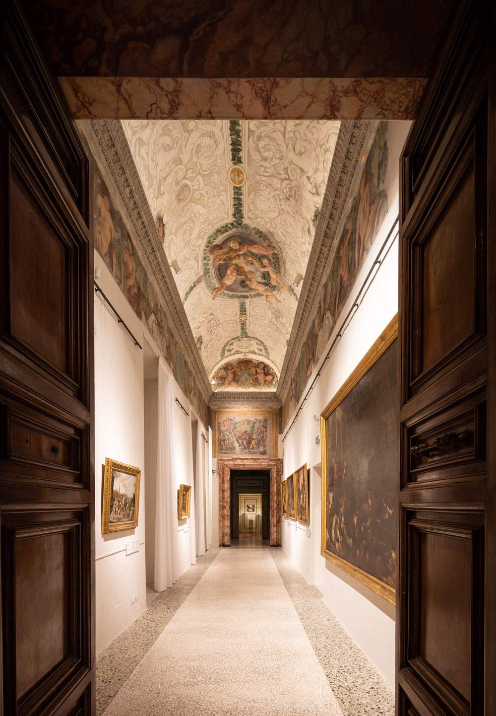 Les galeries nationales Barberini-Corsini intensifient leurs colonnes sociales