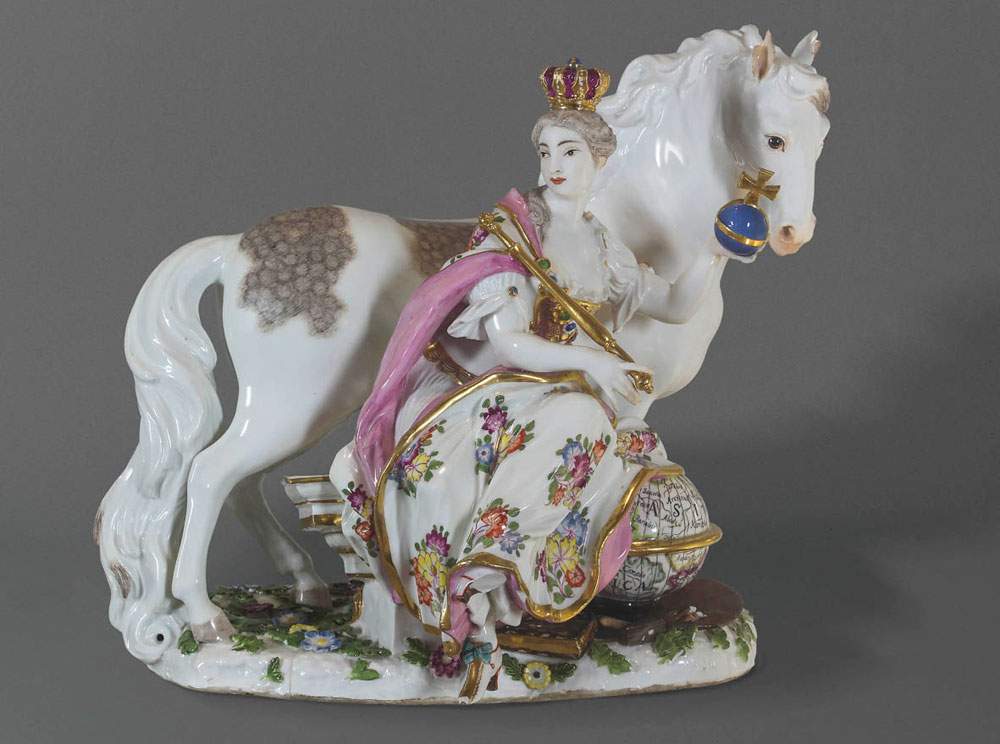 For the first time since the 1800s, the Reggia di Colorno will bring together the porcelain of the Dukes of Parma