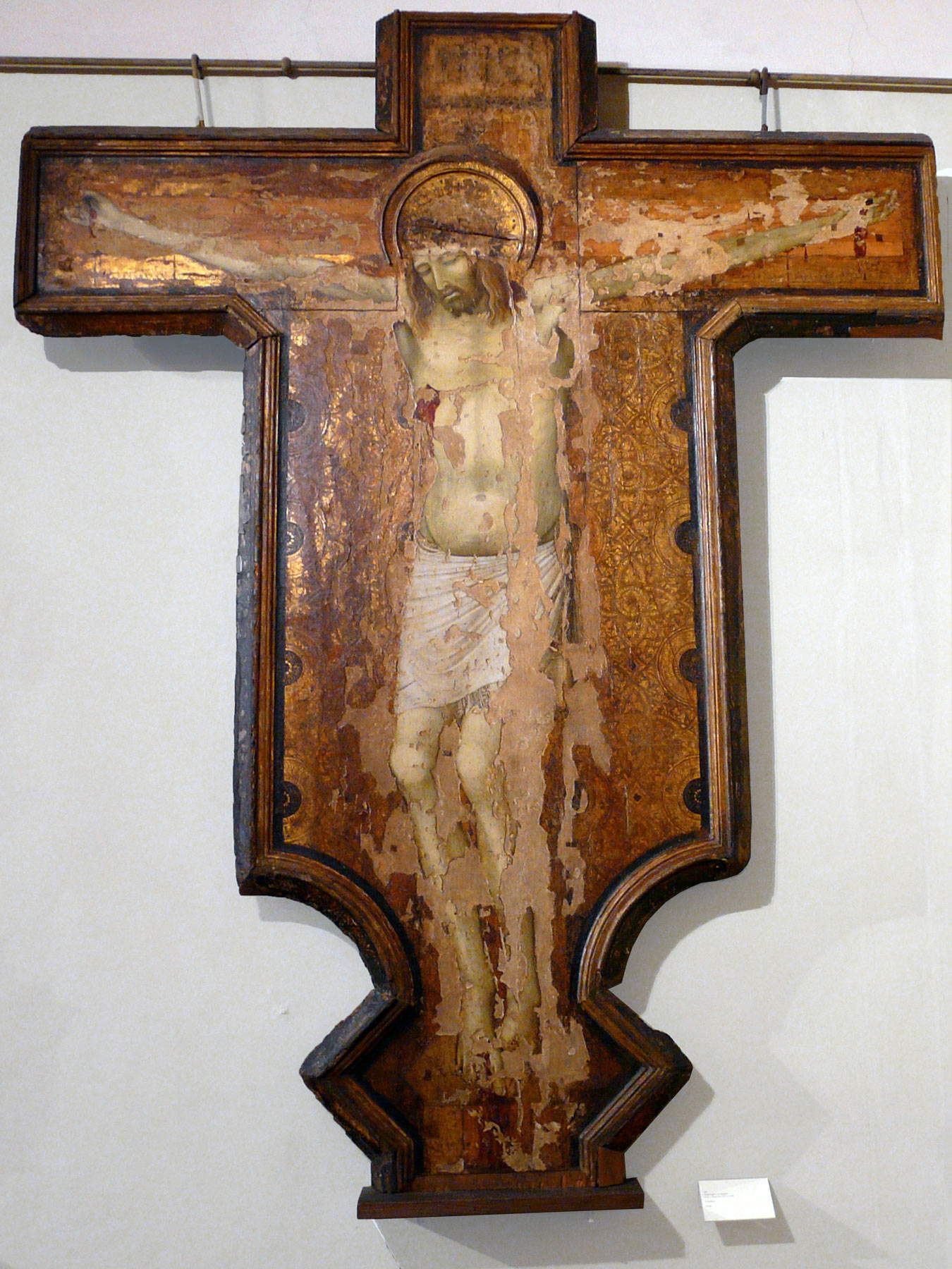 Ambrogio Lorenzetti, Croce del Carmine di Siena (1330 circa; tempera e oro su tavola, 266 x 211 cm; Siena, Pinacoteca Nazionale)