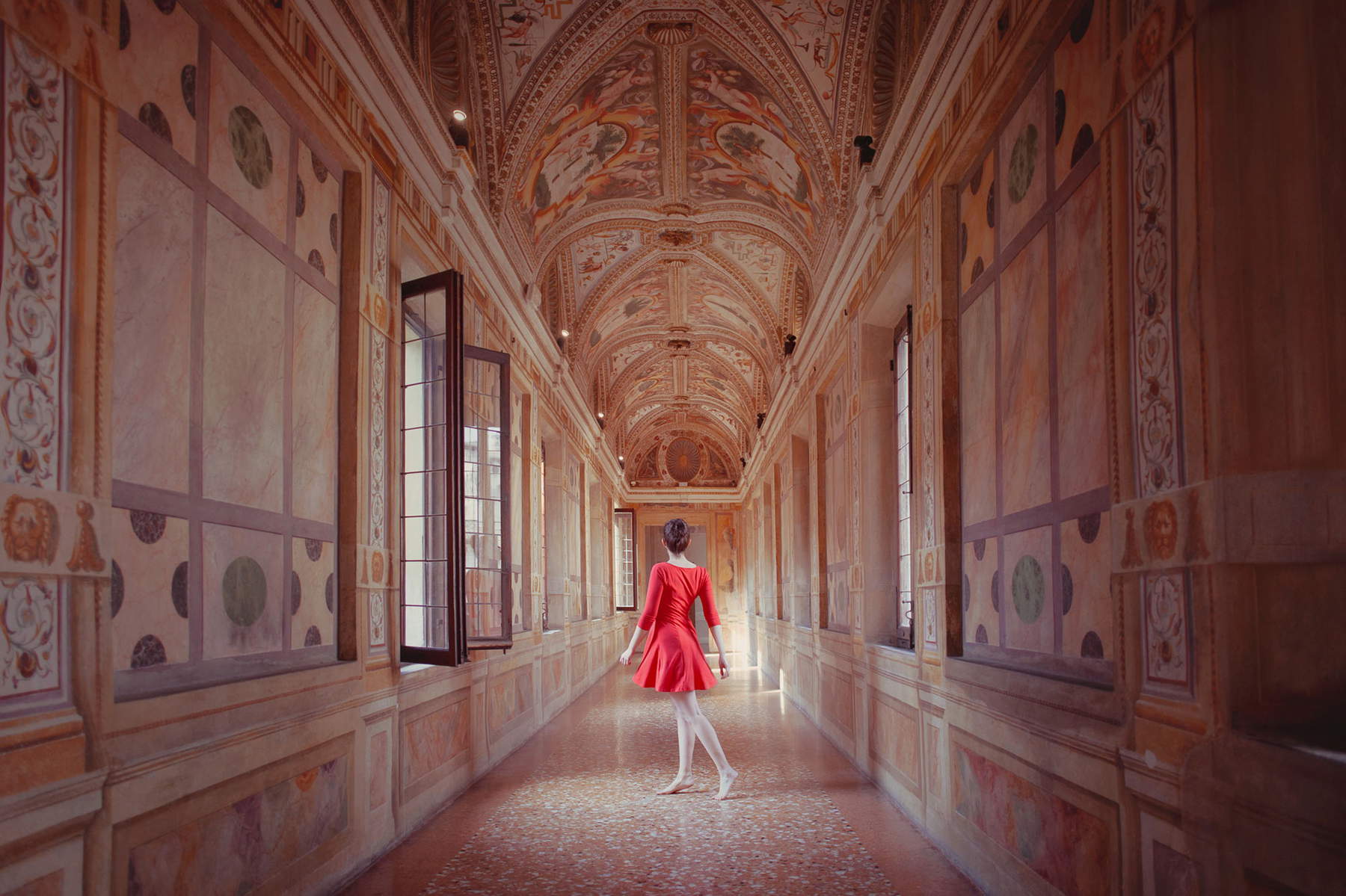 Anna Di Prospero, Dogenpalast, Korridor der Mauren (2018; digitale Fotografie, Fine Art Inkjet-Druck, 100 x 67 cm)