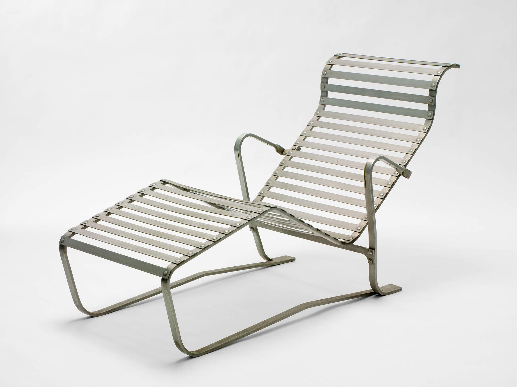 Marcel Breuer, Lettino in alluminio (1933; Zurigo, Museum für Gestaltung Zürich, Collezione design, ZHdK). Ph. Credit Franz Xaver Jaggy e Umberto Romito Marcel Breuer, Lettino in alluminio (1933; Zurigo, Museum für Gestaltung Zürich, Collezione design, ZHdK). Ph. Credit Franz Xaver Jaggy e Umberto Romito