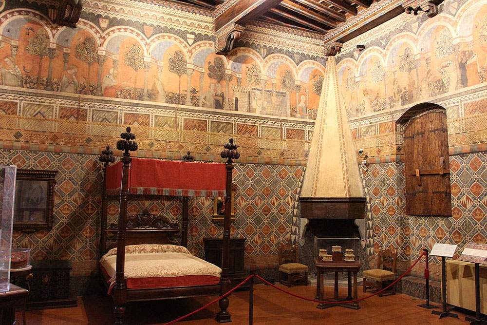 On MiBACT's Youtube channel, a virtual guided tour to discover Palazzo Davanzati