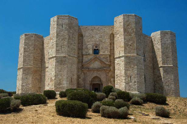 Tour guides finally able to return to work at Castel del Monte
