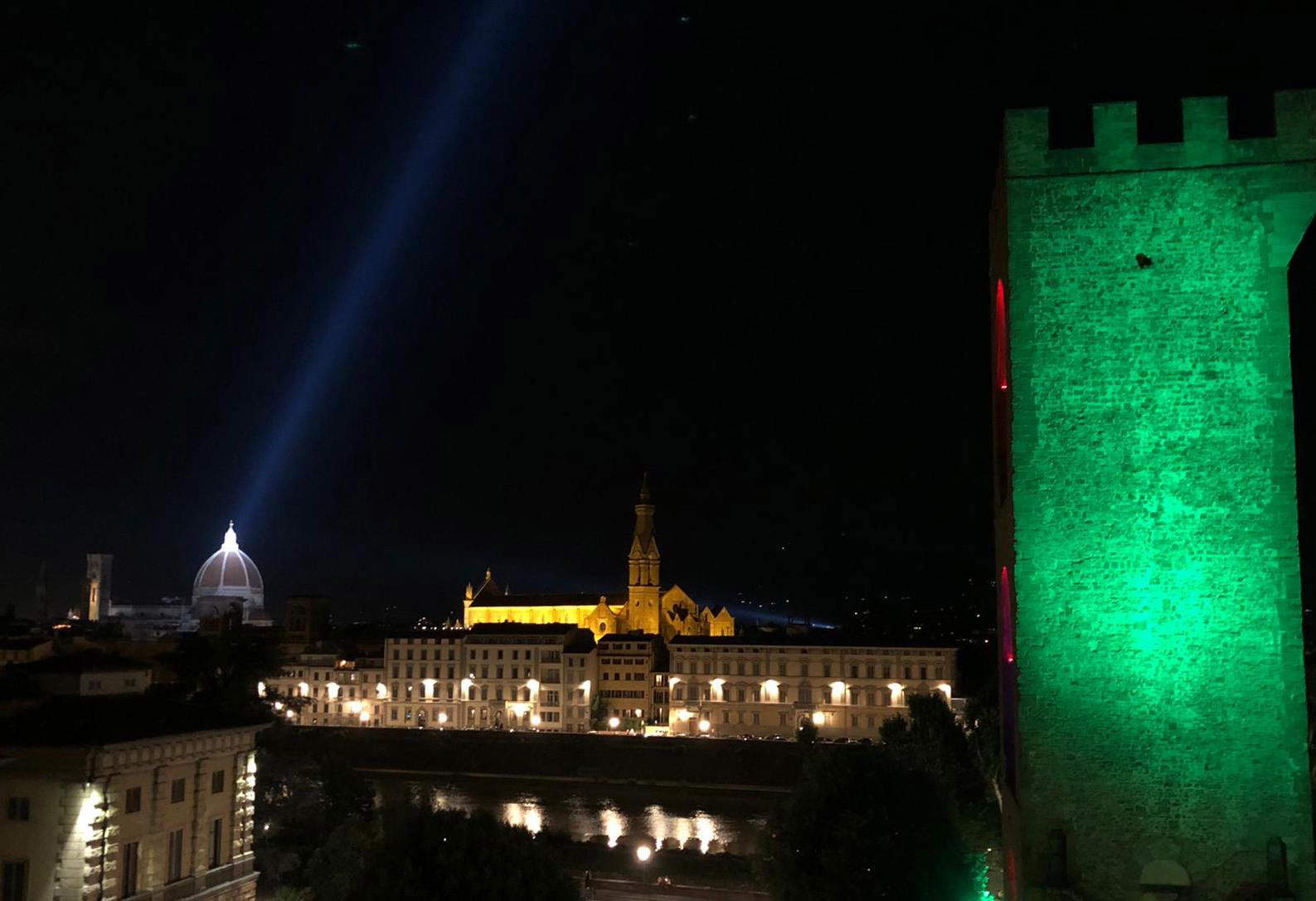 Vue de la ville con la basilica di Santa Croce e la Torre San Niccolò