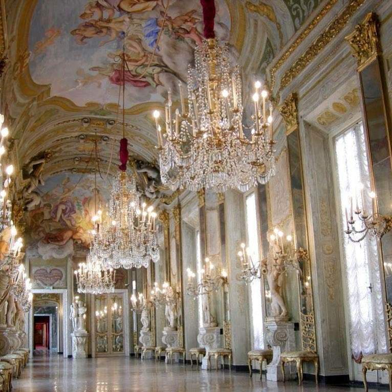 A children's walk through Genoa's Royal Palace