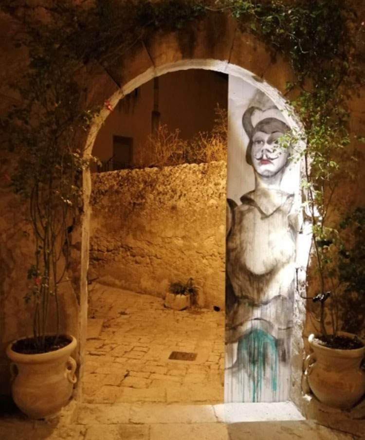 Il quartiere barocco di Ragusa Ibla animato da set artistici dedicati alla cultura siciliana